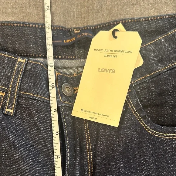 Levi's Dark Indigo Denim Jeans - Picture 9 of 11